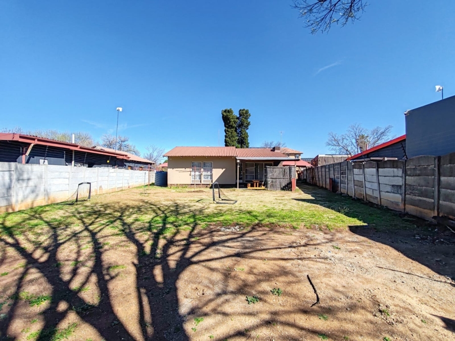 7 Bedroom Property for Sale in Die Bult North West